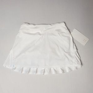 LULULEMON SKIRT, WHITE
NEVER WORN
$60